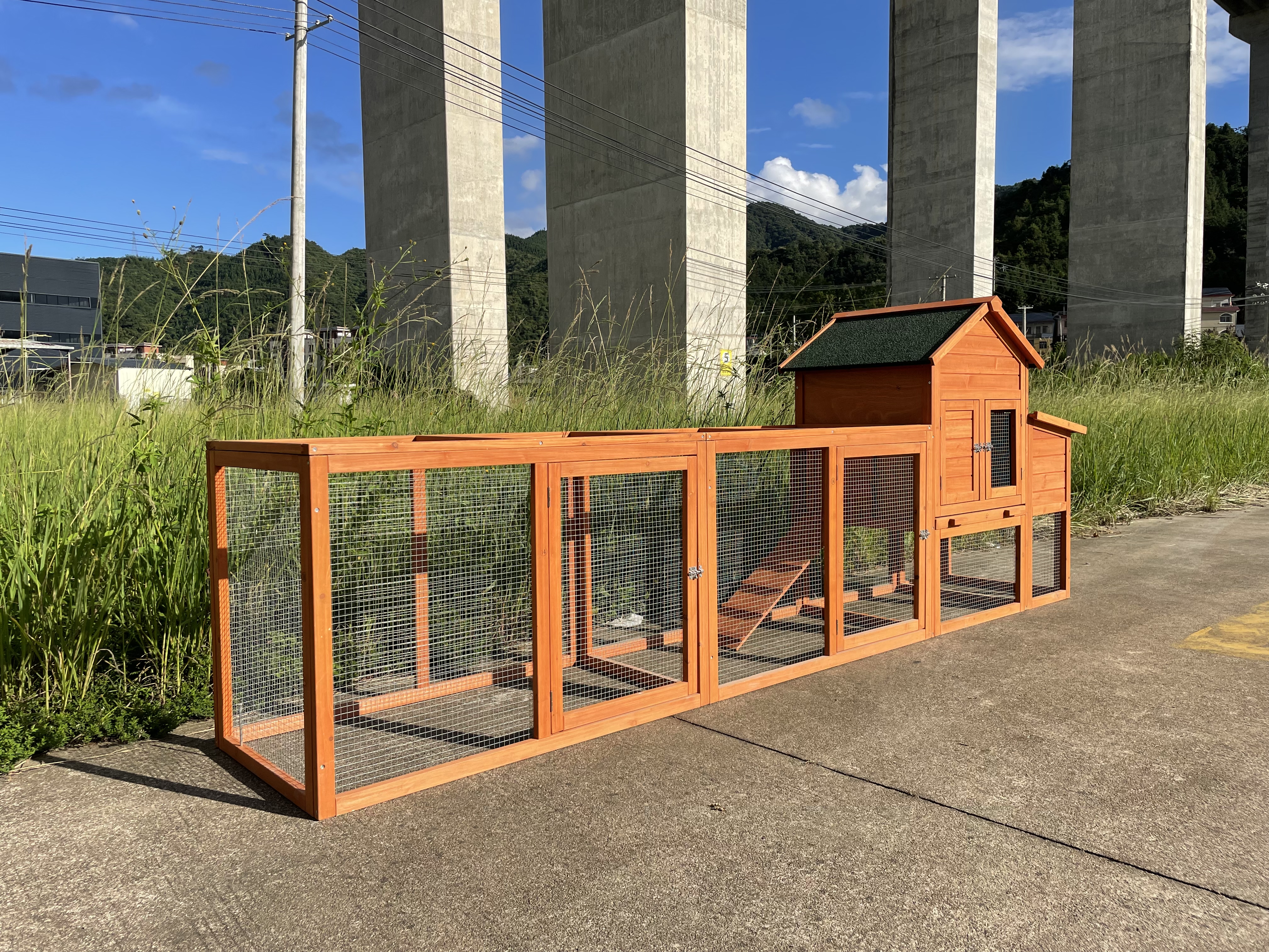 Large Wooden Chicken Coop